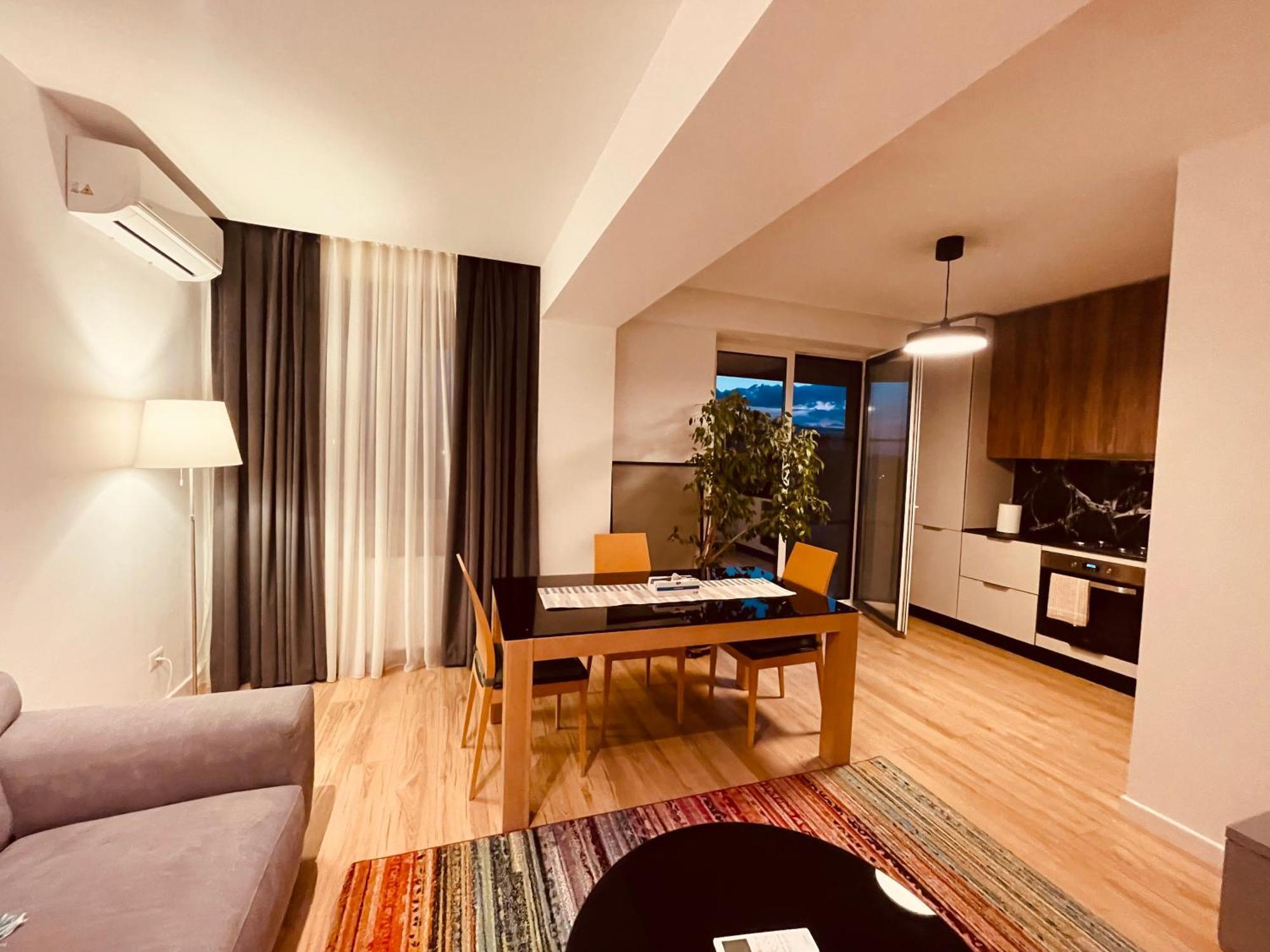 Ferienwohnung Air Otopeni Exterior foto