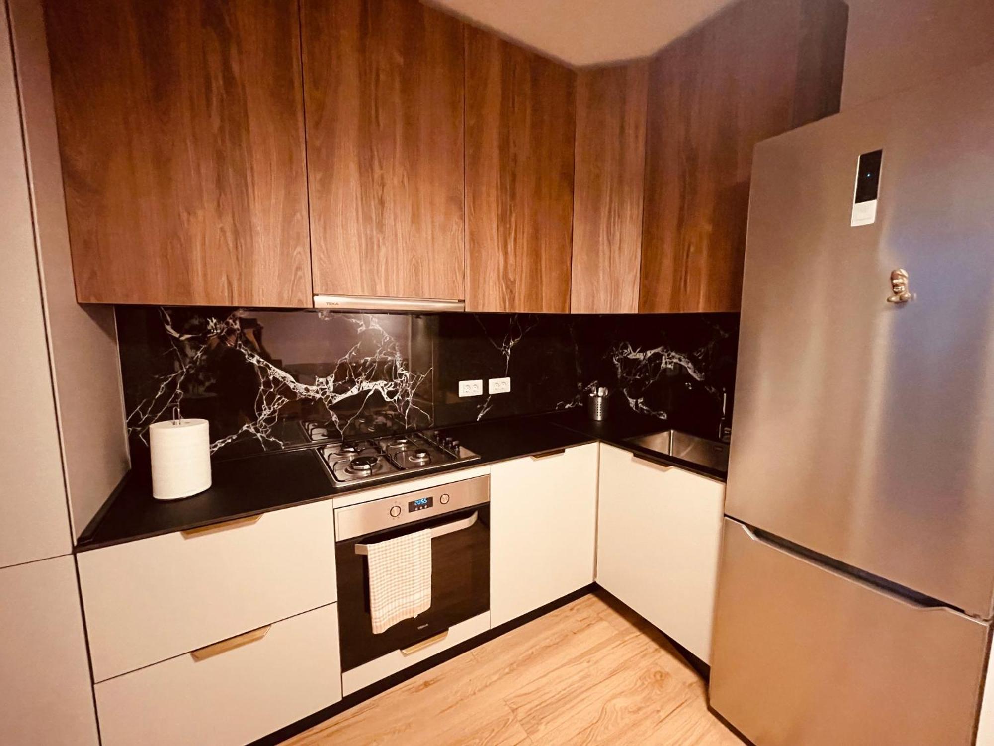 Ferienwohnung Air Otopeni Exterior foto